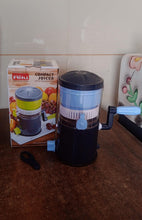 Ritu Hand Operated Compact Manual Juicer (Multicolor / 1 Pc)